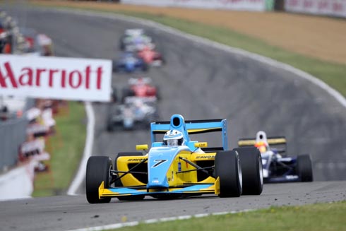 henrys_f2_car_at_brands_hatch