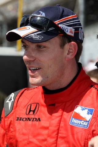 robert_doornbos_indy_2009