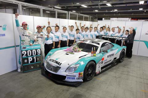 japanse_gt_kampioenen_wakasaka_lotterer