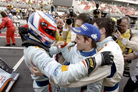 lms_barcelona_aston_team_race