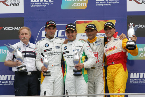 480_podium2_8148