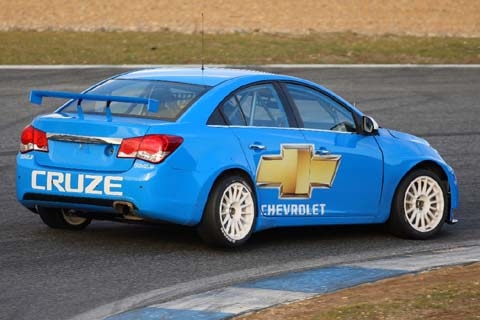 wtcc_test_cruze
