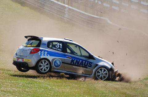 480_pundert_crash3_0308