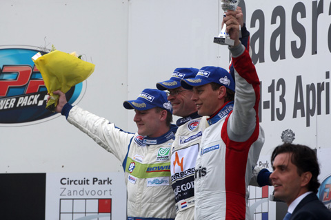 480_podium2_171