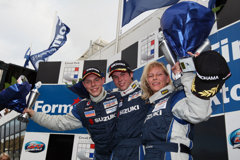 480_podium_2_6998