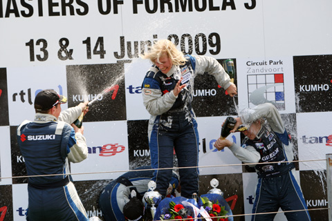 480_douma_podium_0308