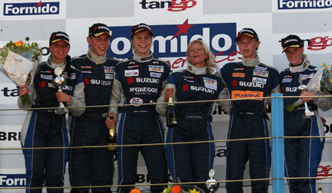 480_podium1_3188