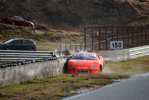 480_V8_Crash