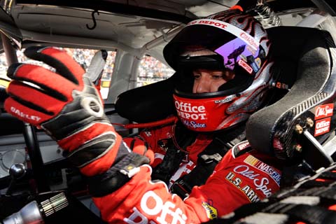 tony_stewart_concentratie tony_stewart_concentratie
