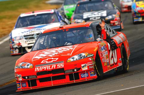 tony_stewart_victory_lap_watkins_glen_august_20071