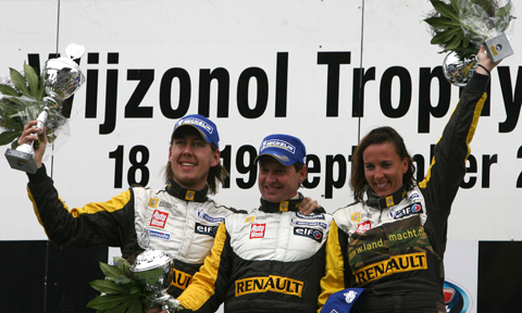 clio_trophy_pod_r2 clio_trophy_pod_r2