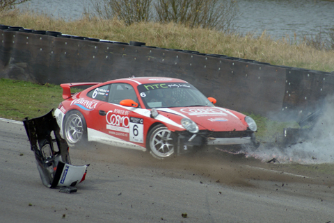 480_crash6_5186 480_crash6_5186
