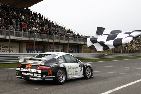 480_porsche_finish_0584