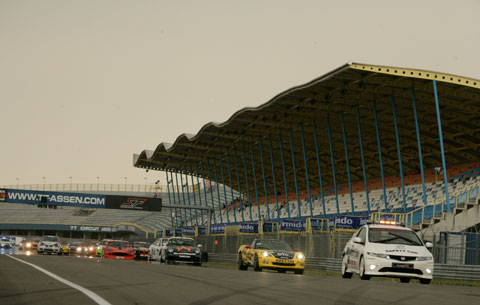 480_gt4_r1_start 480_gt4_r1_start