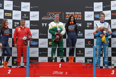 100516_podiumgt1