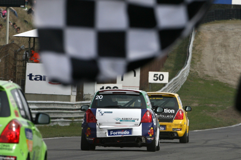 480_schade_finish_0926
