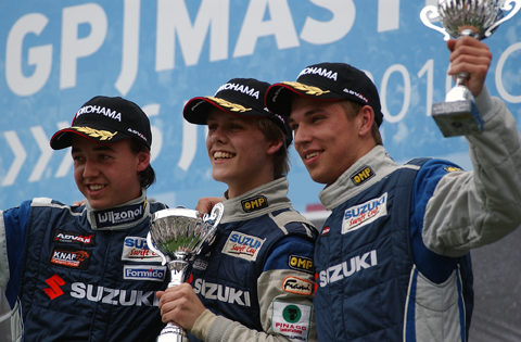 480_podium_2_3287