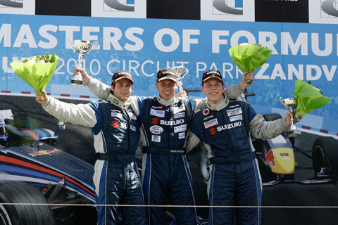 480_swift_podium