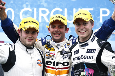 480_podium_ford_nl_7556