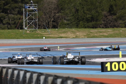 110403_f3_r3_melker_action