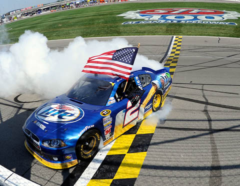 2011_keselowski_kansas_1