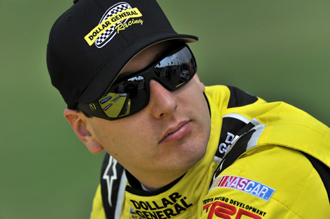 2011_kyle_busch_portret_trucks