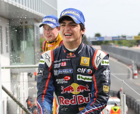 Sainz behaalt maximaal resultaat op de Nurburgring
