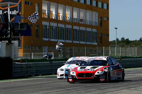 superstars-andrea-bertolini-maserati-quattroportejpg