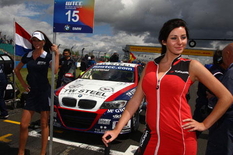 480_Tom-Coronel_Donington-grid-Race-2