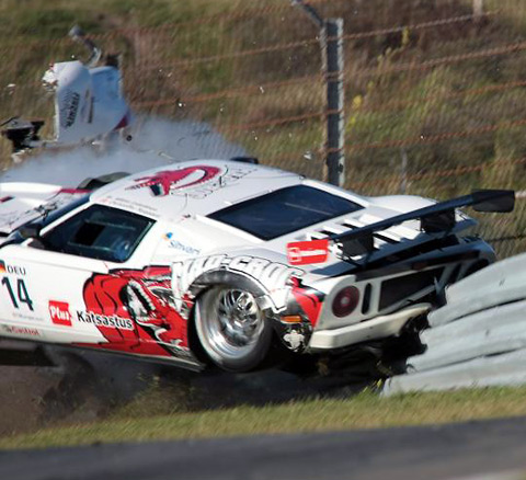 480_crash1_gt3