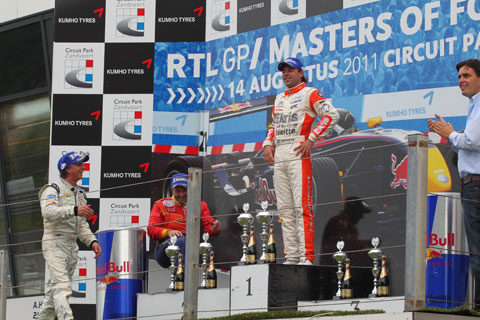 480_podium1_7720