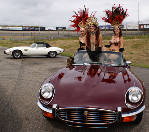 480_dames_in_jaguar_9800