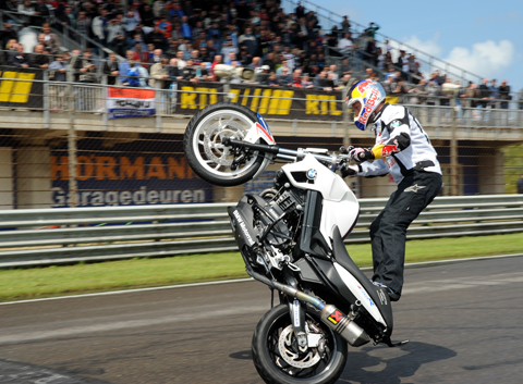 480_stunt_motor_9374