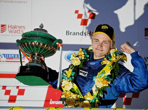 Antti Buri wint, Bart van Os derde op Formule Ford Festival