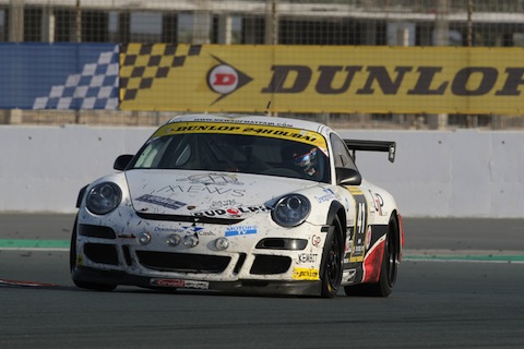 120114_24hdubai_carworld_porsche