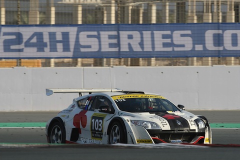 120114_24hdubai_verschuur_megane