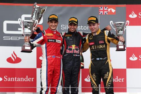podium_race1_5946