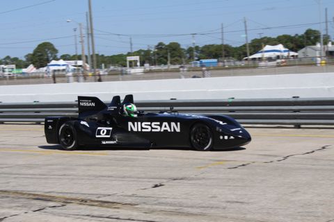 121019_deltawing