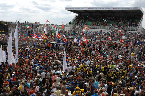 120620_Groeten_LeMans_Fans