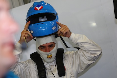 120602_wtcc_quali_menu_helm