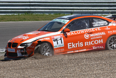 480_crash_bernard_6891 480_crash_bernard_6891