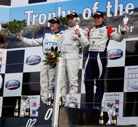 480_podium_2267 480_podium_2267