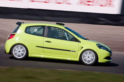 480_clio_9794_ 480_clio_9794_