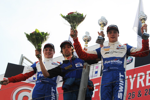 480_podium2_5699