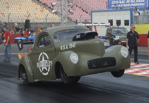 wheelie2