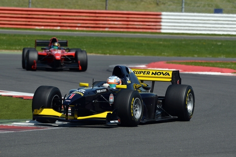 Karthikeyan race1 11 1838