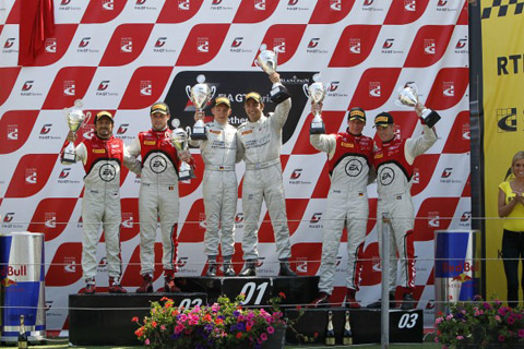480 podium gt race