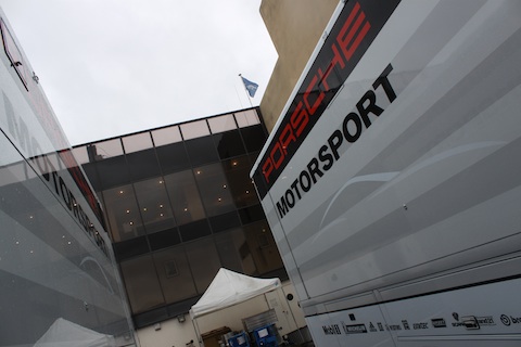 130328_wec_porsche_trucks