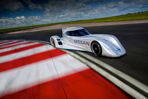 2013 Nissan  ZEOD RC
