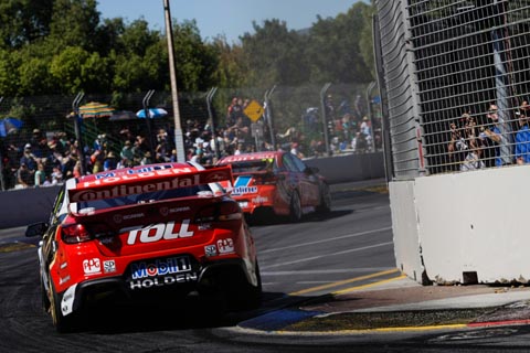 2013_clipsal_500_r2_holdens_achterzijde